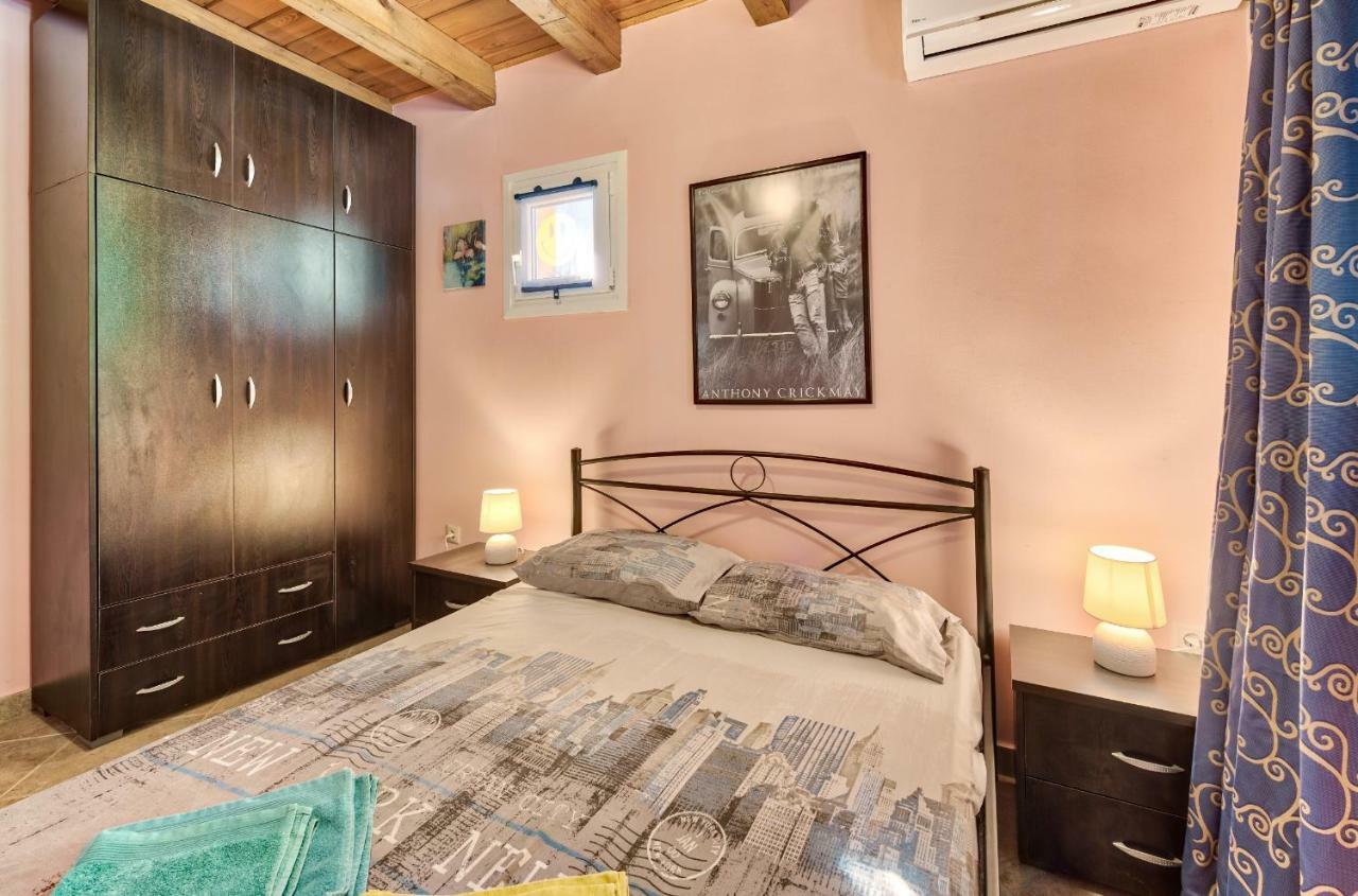 Green Boat Apartment Akrotiri  Buitenkant foto